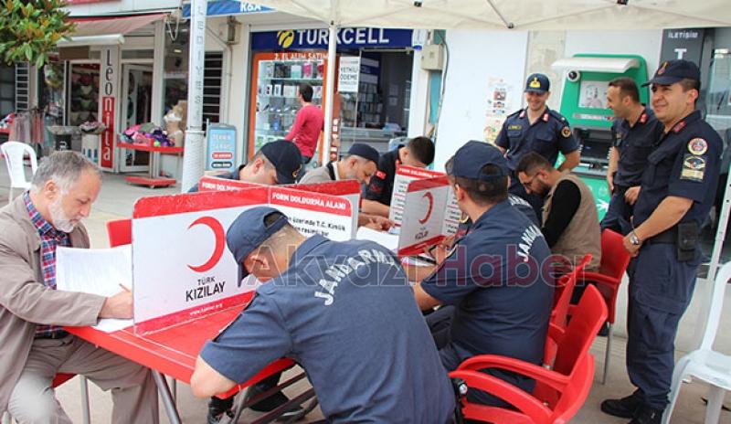 Akyazı İlçe Jandarma'dan kan bağışına destek