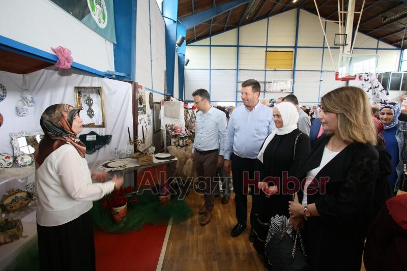 Hayat Boyu Öğrenme Kursları Yılsonu Sergisi açıldı