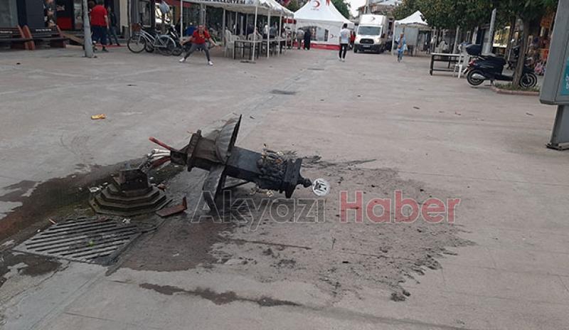 Çeşme kırıldı