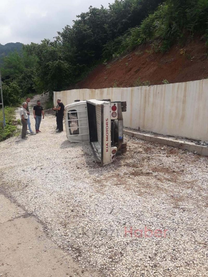 Akyazı'da mezarlıkta kaza