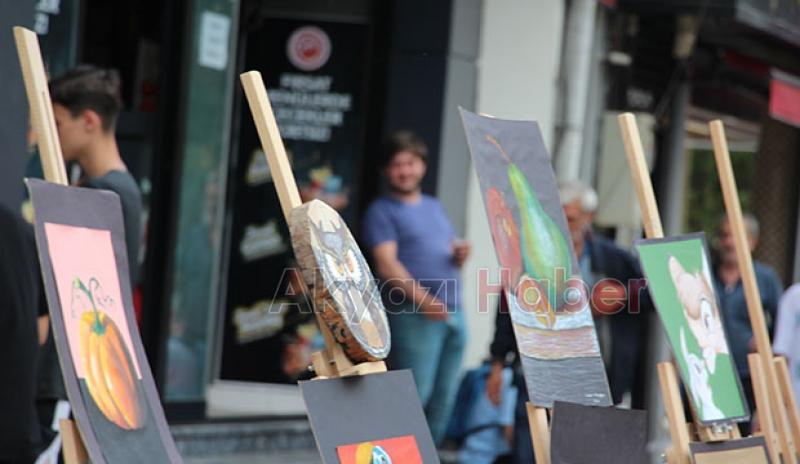 Özel Akyazı Bilgin Anadolu Lisesi öğrencilerinden resim sergisi