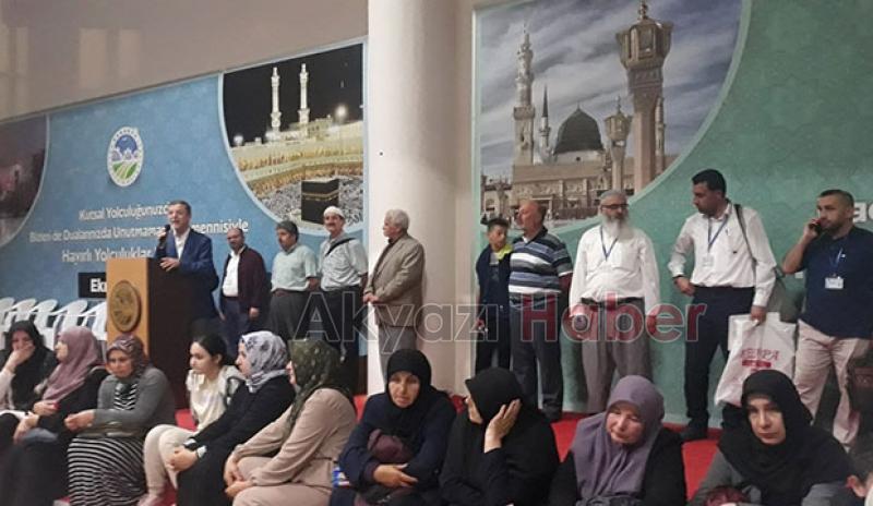 Sakarya hac kafilesi dualarla uğurlandı