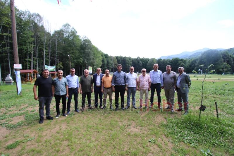 Akyazı için birlik ve dayanışma ile çalışıyoruz