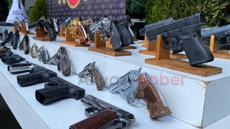 Emniyette sarallar sergisi