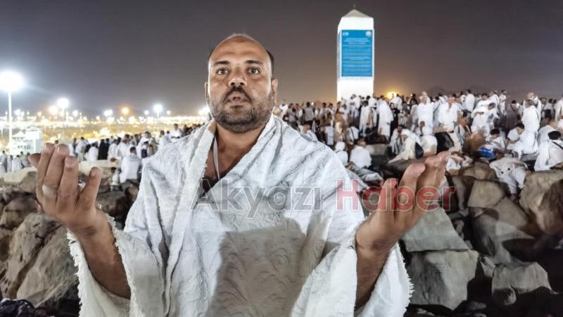 Salgın sonrası ilk kez hacı adayları Arafat’ta vakfeye duruyor