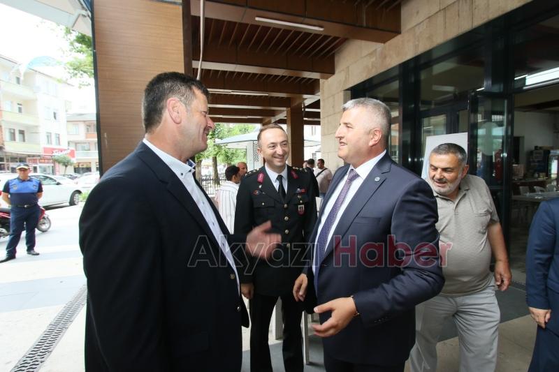 Akyazı'da protokol bayramlaştı