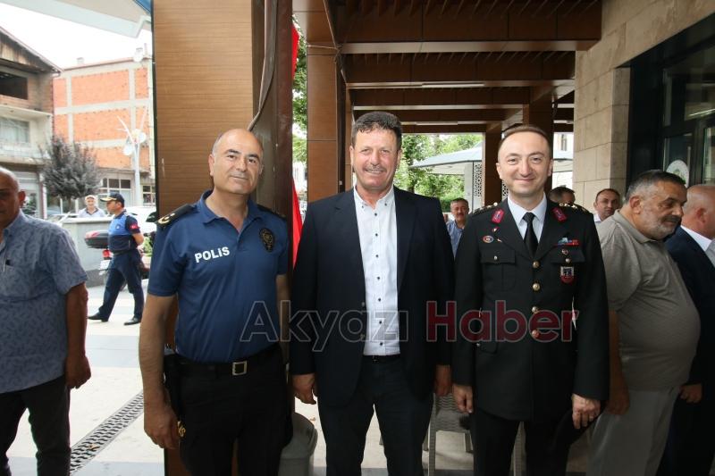 Akyazı'da protokol bayramlaştı