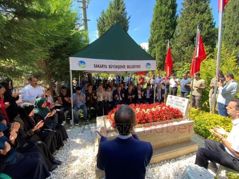 15 Temmuz şehidi Gökbayrak, mezarı başında anıldı