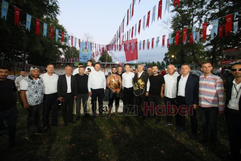 57. Akbalık Yağlı Güreşleri'ne ilgi büyüktü