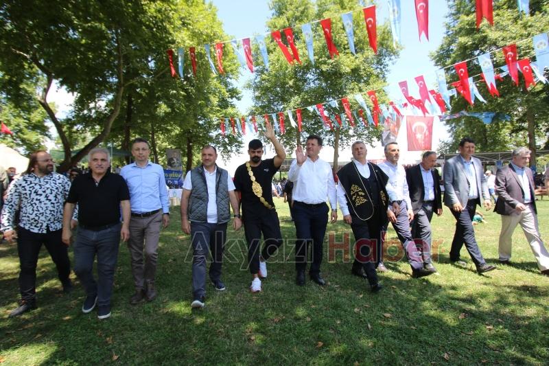 57. Akbalık Yağlı Güreşleri'ne ilgi büyüktü