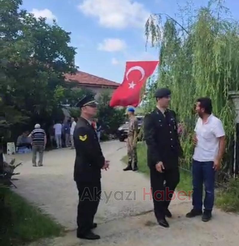Şehidimizin baba ocağına Türk Bayrağı asıldı
