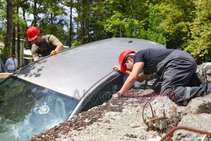 Büyükşehir’in timi afet ve acil durumlarda hayat kurtaracak