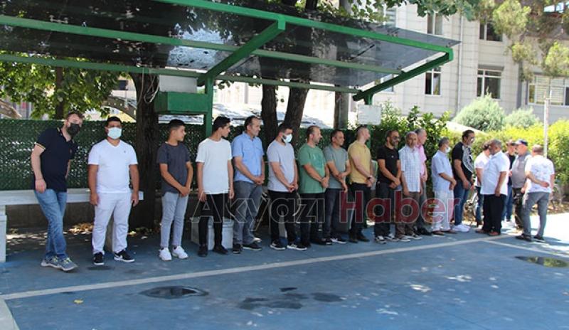 Zülfi Akbaş, toprağa verildi