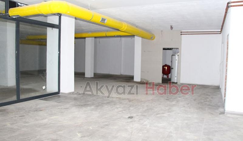 Akyazı'nın İlk ve Tek Yüzme -Spor Kompleksi Kiraya Verilecek