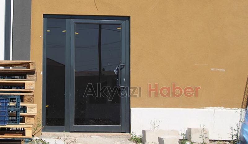 Akyazı'nın İlk ve Tek Yüzme -Spor Kompleksi Kiraya Verilecek