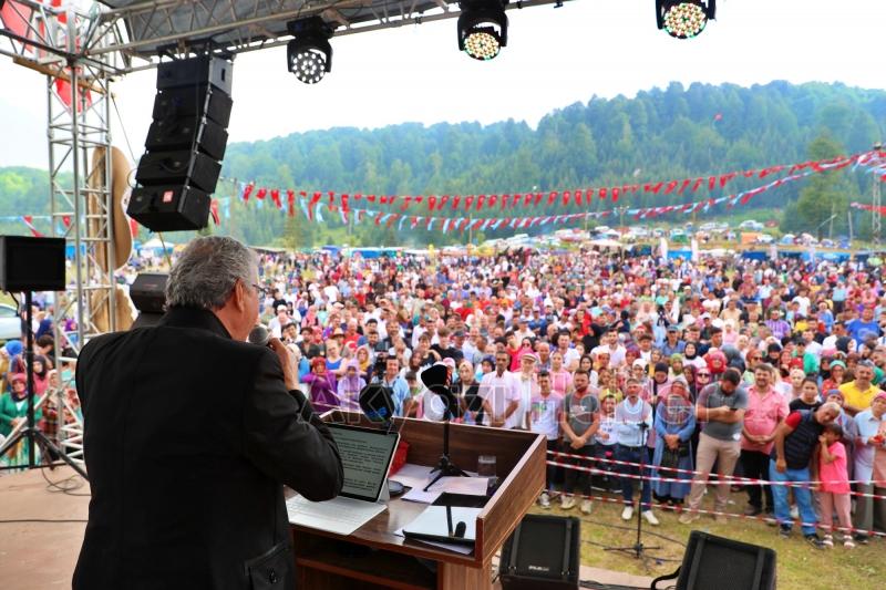 Başkan Yüce Acelle Şenliği'nde çağrı yaptı
