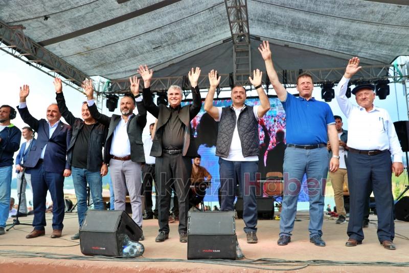 Başkan Yüce Acelle Şenliği'nde çağrı yaptı