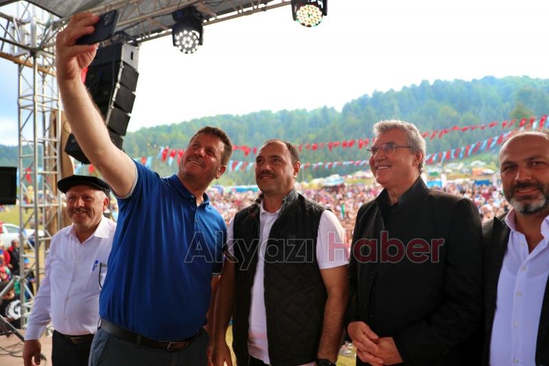 Protokol Acelle'de horon oynadı