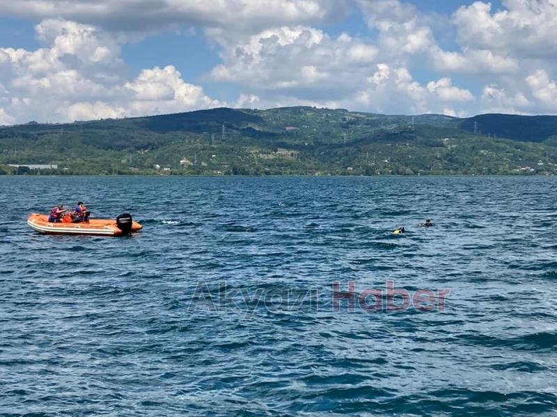 Sapanca Gölü'ne giren nişanlısı gözlerinin önünde boğuldu