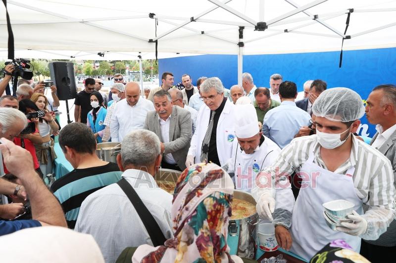 Büyükşehirden aşure etkinliği