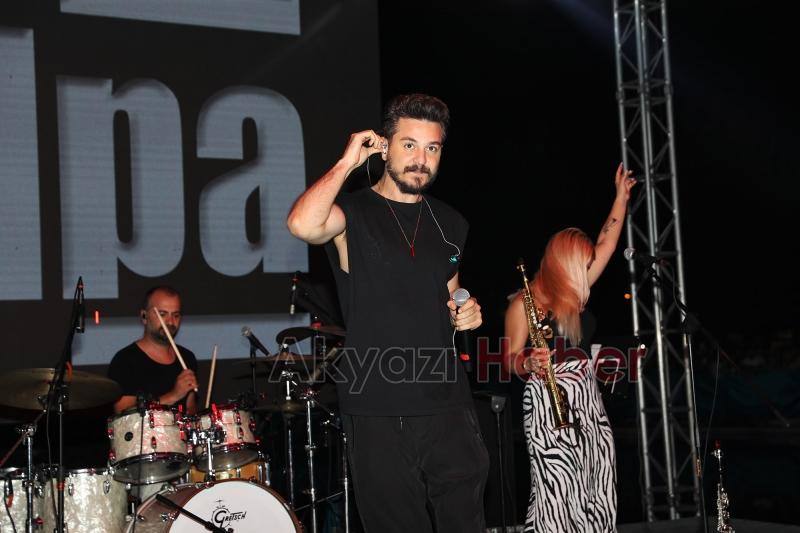 Kolpa konserine rekor katılım