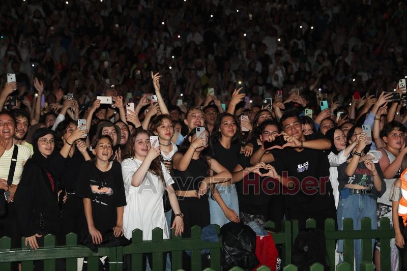 Kolpa konserine rekor katılım