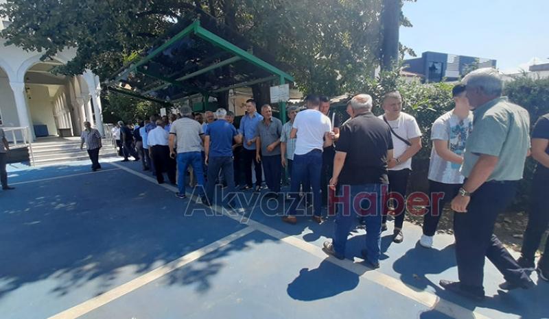  Reyhan Öner  ve  Ali Tetik dualarla defnedildi