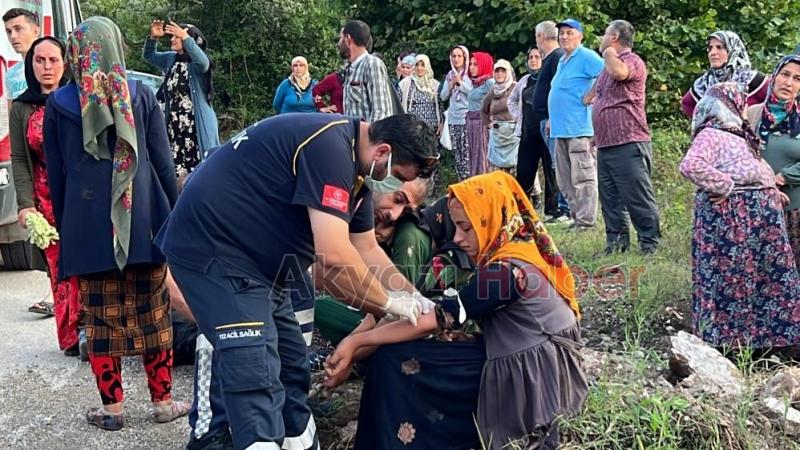 Fındık işçilerinin bulunduğu römork devrildi: 1 ölü, 12 yaralı