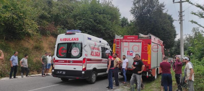 Kontrolden çıkan otomobil yan yattı: 3 yaralı