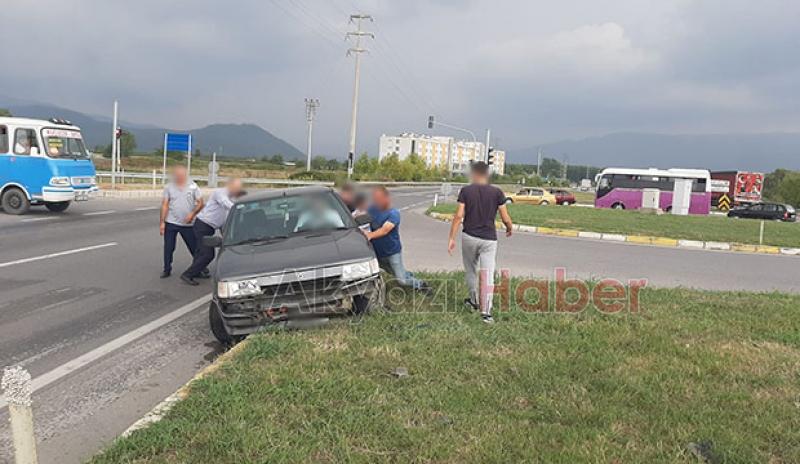 Hastane kavşağında korkutan kaza