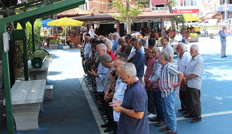 Hatice İleli Defnedildi