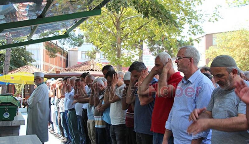 Hatice İleli Defnedildi