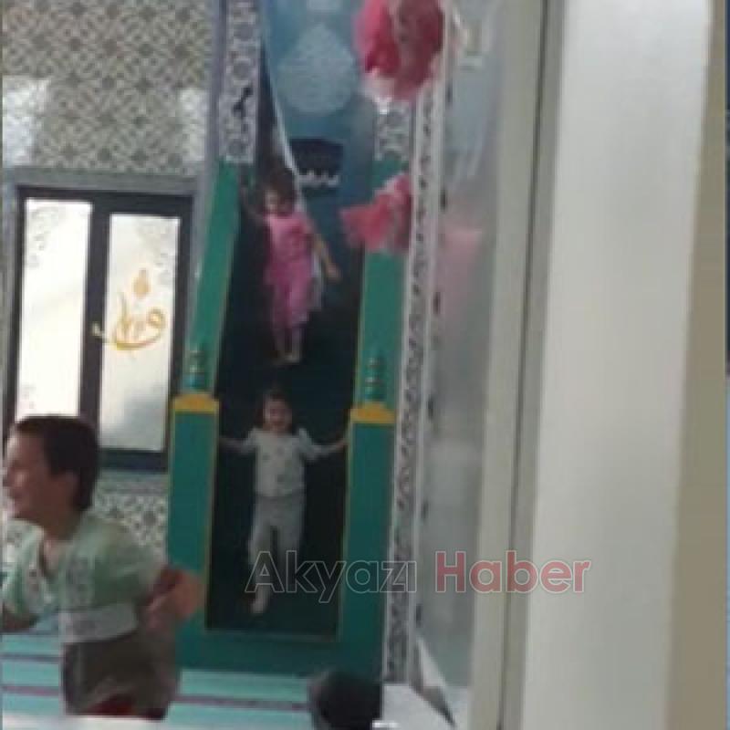 İmam camide çocuklarla saklambaç oynadı
