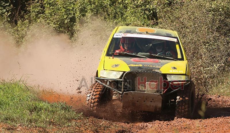 Şampiyonlar Sakarya’da tozu dumana kattı