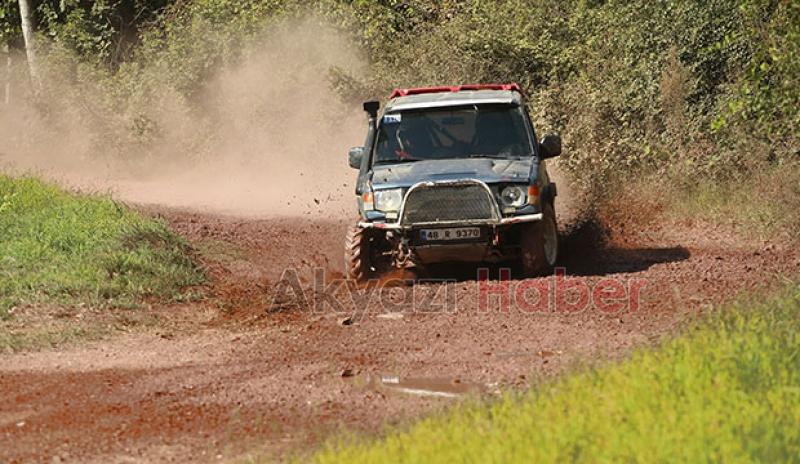 Şampiyonlar Sakarya’da tozu dumana kattı