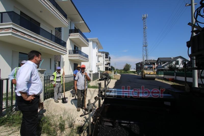 Akyazı'da asfalt çalışmaları tüm hızı ile sürüyor