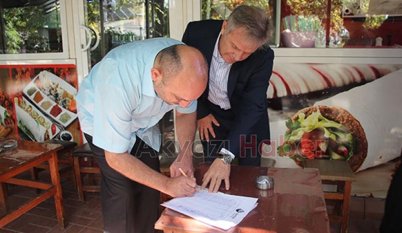 Zafer Partisi'nden Suriyelilerin gitmesi için imza kampanyası