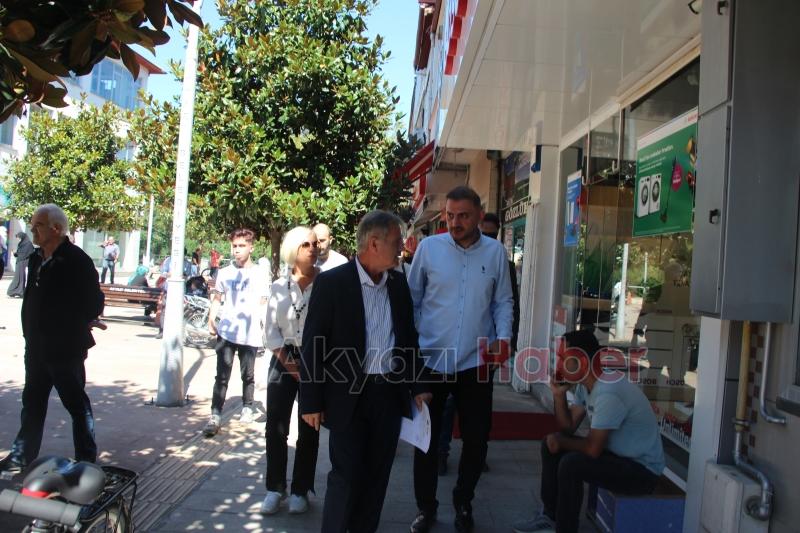 Zafer Partisi'nden Suriyelilerin gitmesi için imza kampanyası