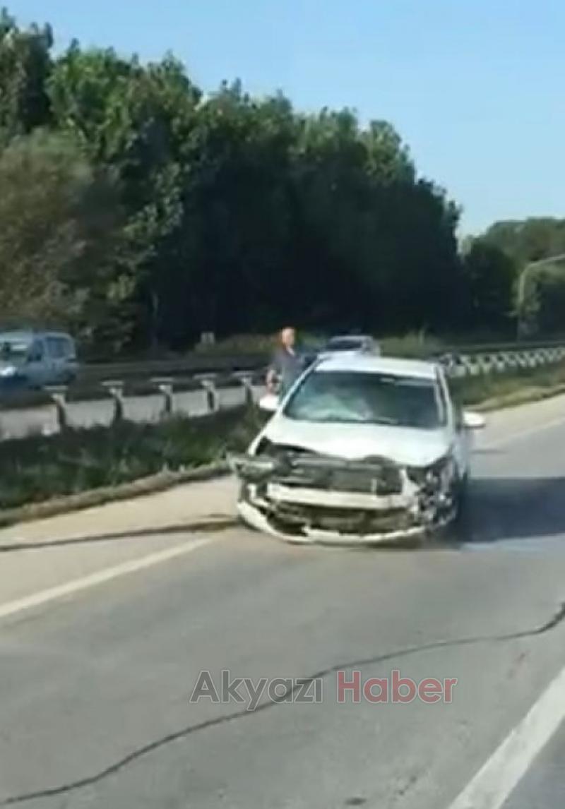 D-100'de otomobil karşı yöne geçti