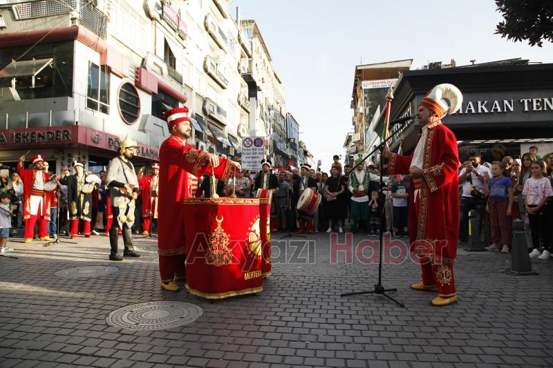 Mehteran Yüce’nin talimatıyla halkla buluştu