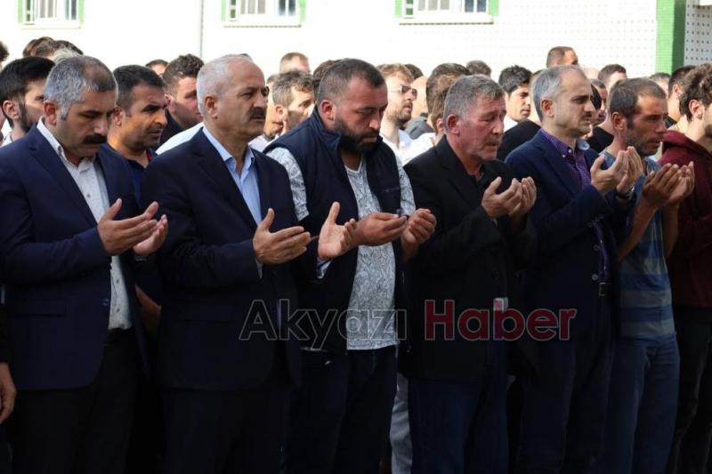 Feci kazada ölen iki kardeşe acı veda