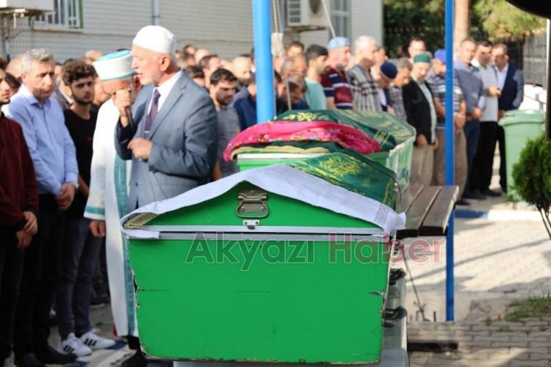 Feci kazada ölen iki kardeşe acı veda