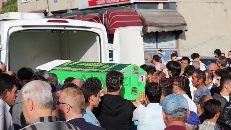 Feci kazada ölen iki kardeşe acı veda