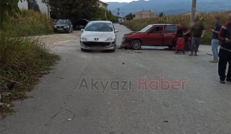 Kavşakta çarpıştılar