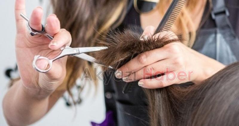 Berber ve kuaförlere bir gün izin uygulaması ertelendi