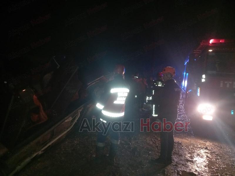 Akyazı'da kanala uçan araçta sürücü sıkıştı