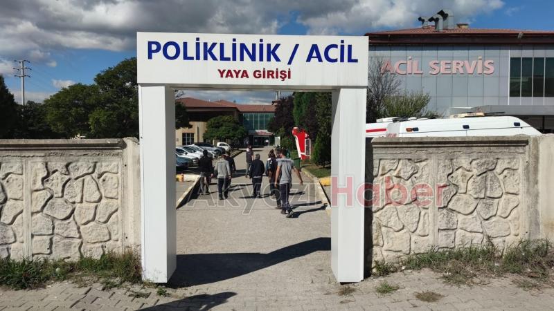 Akyazı Devlet Hastanesi'ne yaya girişi yapıldı