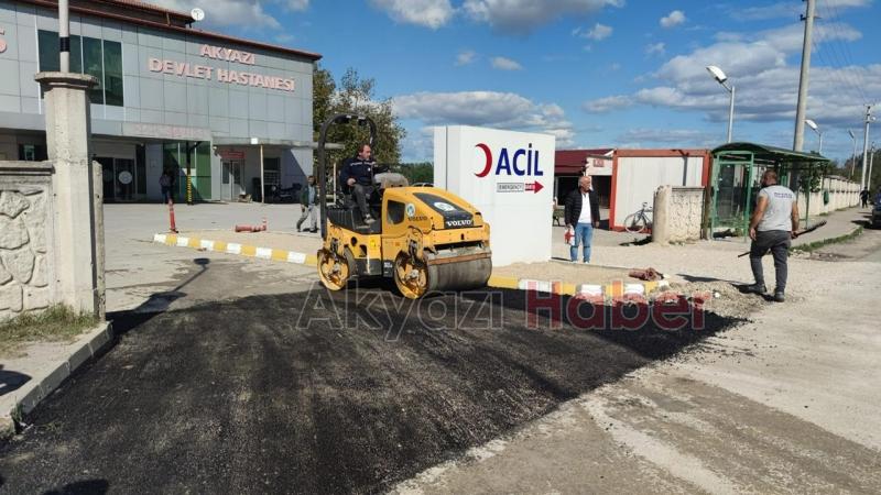 Akyazı Devlet Hastanesi'ne yaya girişi yapıldı