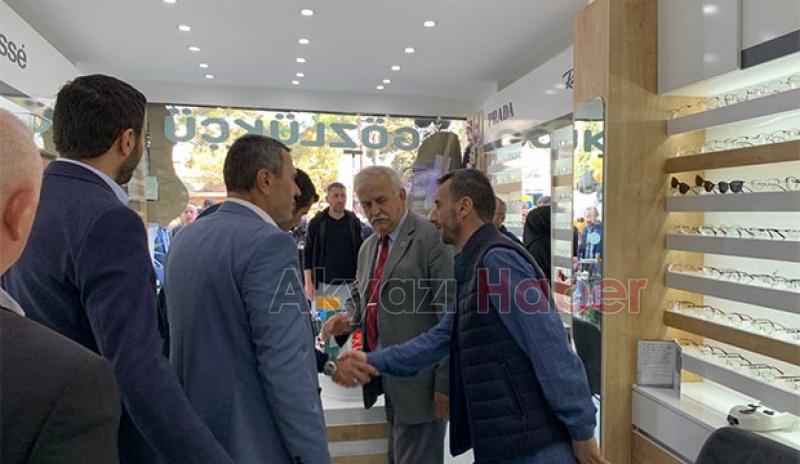 Esra Optik hizmete başladı