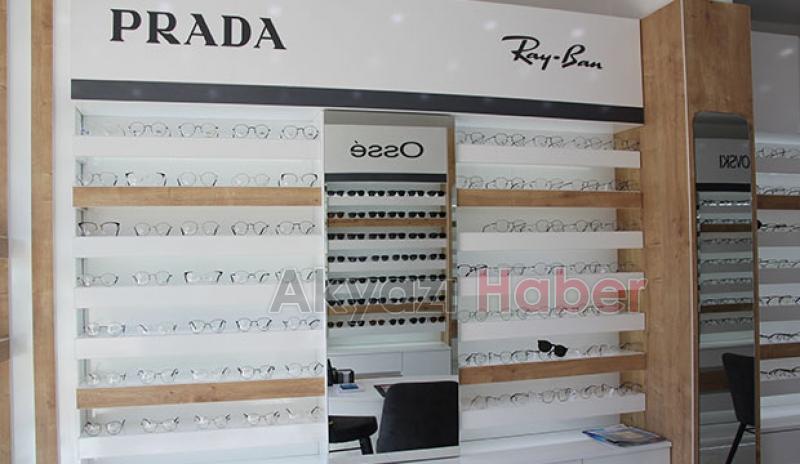 Esra Optik hizmete başladı